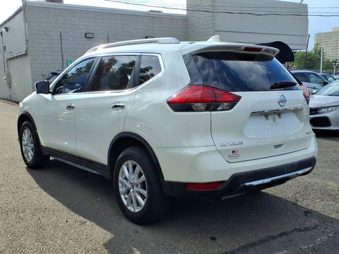 Used 2017 Nissan Rogue SV w/ SV Premium Package AWD/4WD image 6