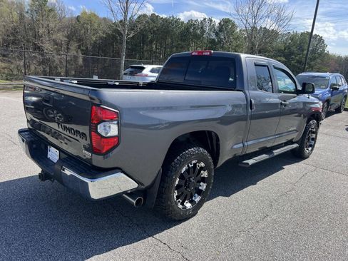 Used 2016 Toyota Tundra SR5 w/ SR5 Upgrade Package image 7