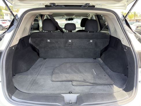 Used 2021 Nissan Murano SV FWD image 15