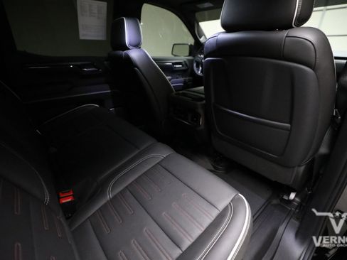 Used 2025 GMC Sierra 1500 AT4X AWD/4WD image 12