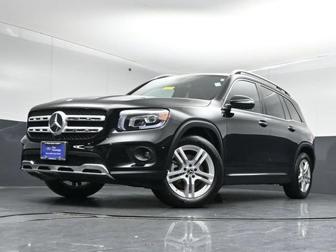 Used 2022 Mercedes-Benz GLB 250 4MATIC image 41