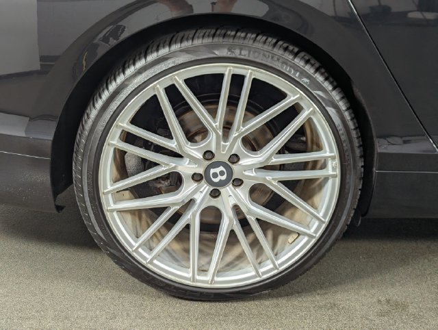 Used 2014 Bentley Flying Spur W12 AWD/4WD image 13
