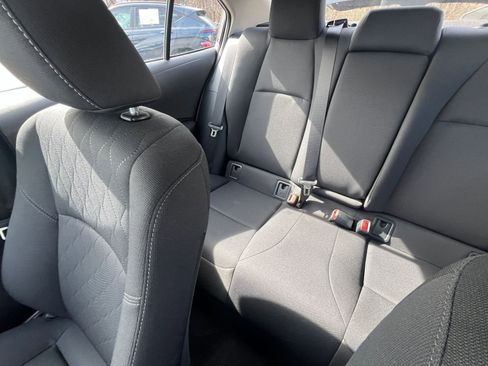 Used 2025 Toyota Corolla LE image 34