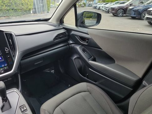 Used 2024 Subaru Crosstrek 2.0i Premium AWD/4WD image 17