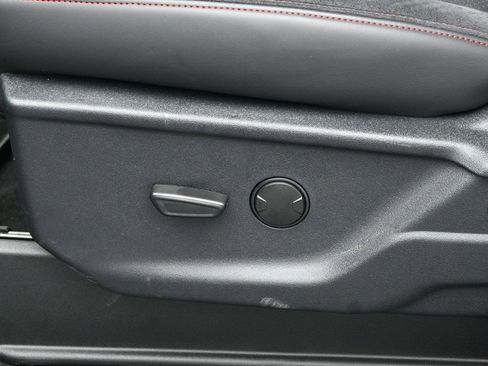 New 2025 Ford F150 XL w/ Equipment Group 103A High image 9