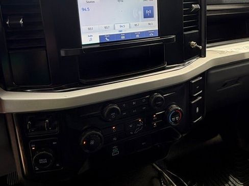 Used 2023 Ford F250 XL w/ XL Off-Road Package AWD/4WD image 14