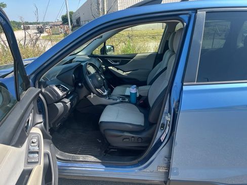 Used 2020 Subaru Forester Premium AWD/4WD image 6
