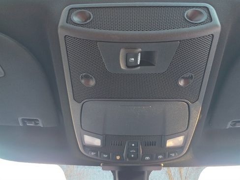 Used 2017 Ford F150 Platinum w/ Equipment Group 701A Luxury image 40