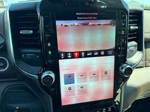 New 2026 RAM 2500 Laramie w/ Towing Technology Group AWD/4WD image 33