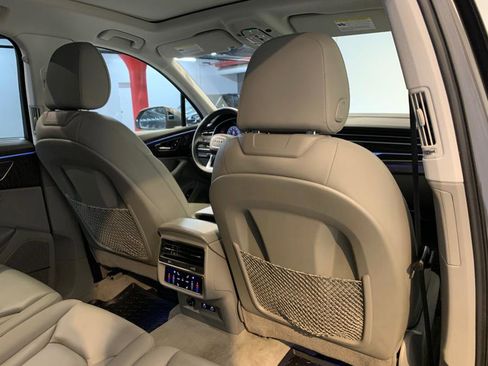Used 2022 Audi Q7 3.0T Premium Plus w/ Premium Plus Package AWD/4WD image 52
