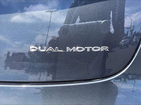 Used 2022 Tesla Model 3 Long Range AWD/4WD image 8
