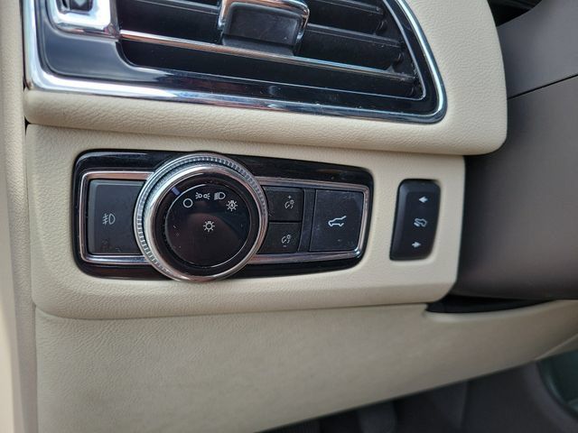 Used 2019 Lincoln Navigator Reserve w/ Cargo Package AWD/4WD image 28