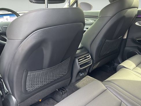 Certified 2026 Genesis GV70 2.5T AWD/4WD image 17