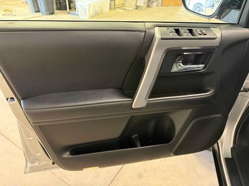Used 2019 Toyota 4Runner SR5 Premium AWD/4WD image 20