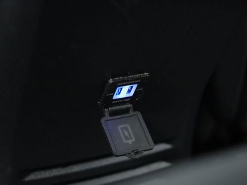 Used 2020 Toyota Tacoma TRD Off-Road image 31