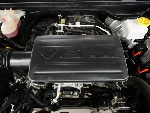 Certified 2022 RAM 1500 Big Horn image 10