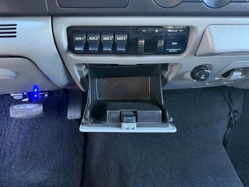 Used 2006 Ford F350 XLT AWD/4WD image 28
