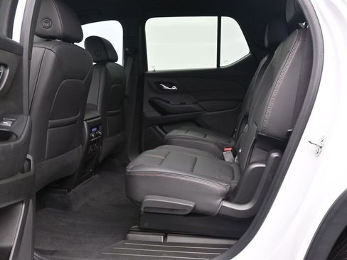 Used 2023 Chevrolet Traverse RS image 15