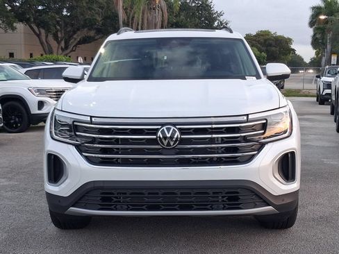 New 2026 Volkswagen Atlas SE FWD image 2