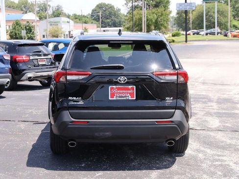 Used 2025 Toyota RAV4 XLE w/ Weather Package AWD/4WD image 6