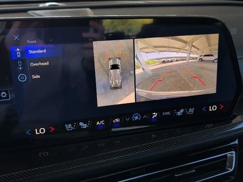 New 2026 Chevrolet Traverse High Country w/ LPO, Floor Liner Package image 30