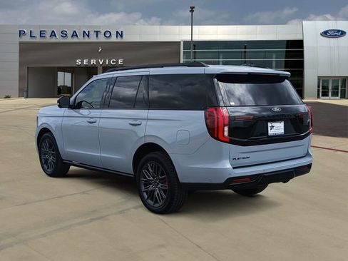 New 2025 Ford Expedition Platinum w/ Stealth Performance Package AWD/4WD image 3