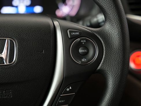 Used 2017 Honda Pilot EX image 13