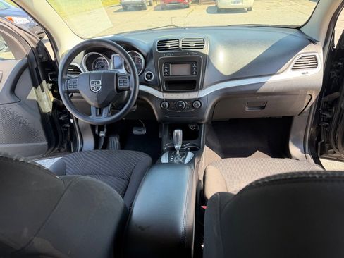 Used 2016 Dodge Journey SE w/ Flexible Seating Group FWD image 21