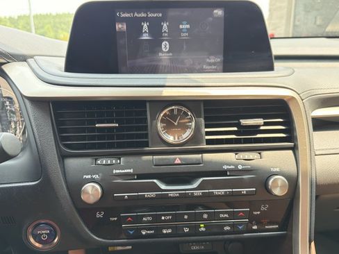 Used 2022 Lexus RX 450h AWD w/ Premium Package image 19