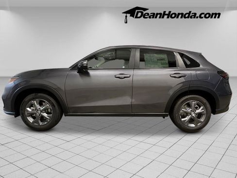 New 2026 Honda HR-V LX image 2