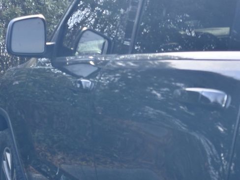 Used 2014 Jeep Grand Cherokee Limited w/ Trailer Tow Group IV image 10