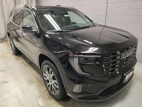 New 2026 GMC Acadia Denali Ultimate w/ LPO, Floor Liner Package image 5