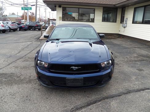 Used 2011 Ford Mustang Premium w/ 201A Rapid Spec Order Code image 10