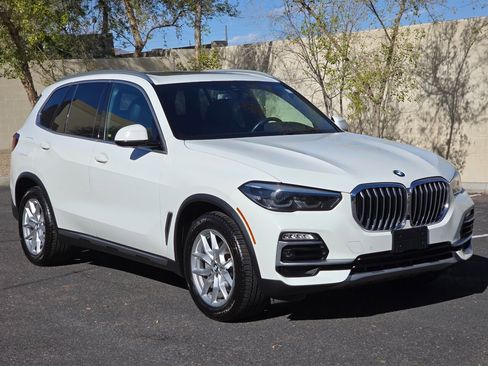 Used 2019 BMW X5 xDrive40i image 2