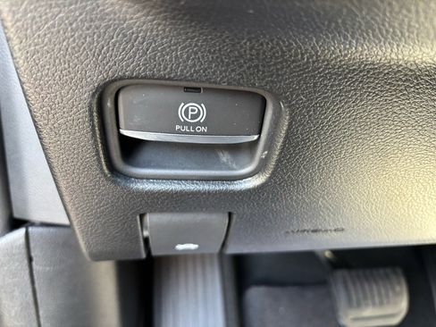 Used 2024 Jeep Grand Cherokee Limited 4xe w/ Luxury Tech Group II image 16