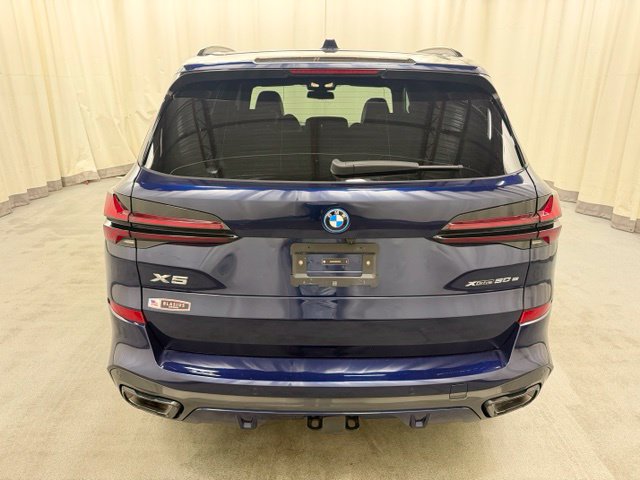Used 2025 BMW X5 xDrive50e AWD/4WD image 6
