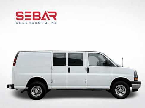 Used 2023 Chevrolet Express 2500 w/ Driver Convenience Package RWD image 7
