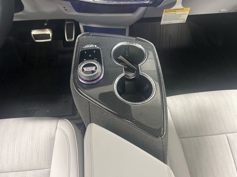 Used 2026 Cadillac Optiq Luxury 2 image 18