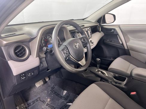 Used 2013 Toyota RAV4 XLE image 9