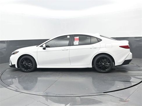 New 2026 Toyota Camry SE image 21