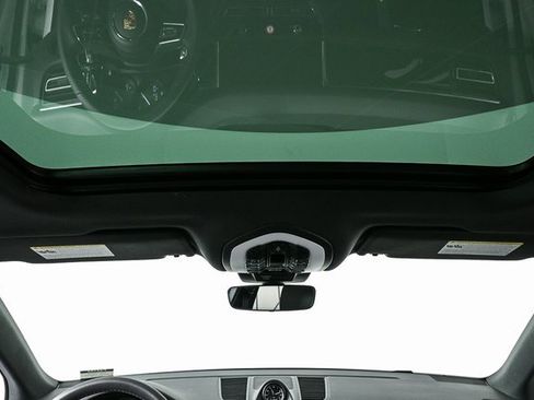 New 2025 Porsche Macan image 22