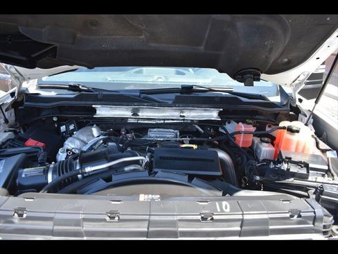 Used 2020 Chevrolet Silverado 2500 LT w/ Z71 Off-Road Package AWD/4WD image 40