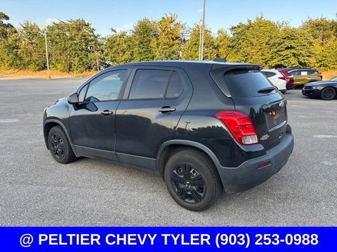 Used 2015 Chevrolet Trax LS FWD image 5