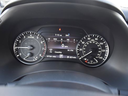 Used 2024 Nissan Armada SV image 31