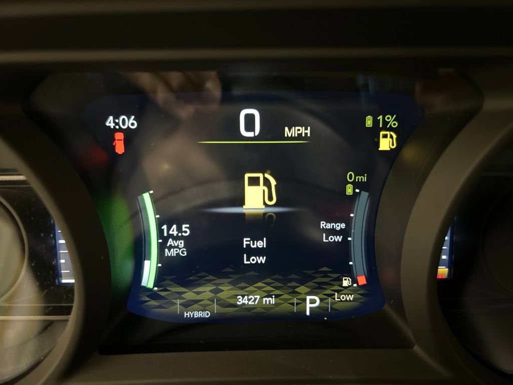 Used 2024 Jeep Wrangler Unlimited Rubicon 4xe w/ Technology Group AWD/4WD image 19