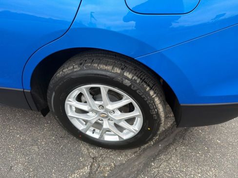 Used 2024 Chevrolet Equinox LT image 33