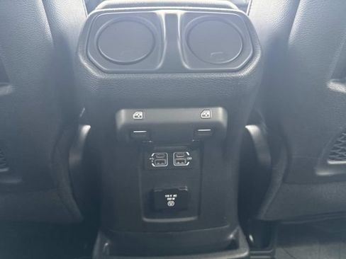 Used 2019 Jeep Wrangler Unlimited Rubicon AWD/4WD image 30
