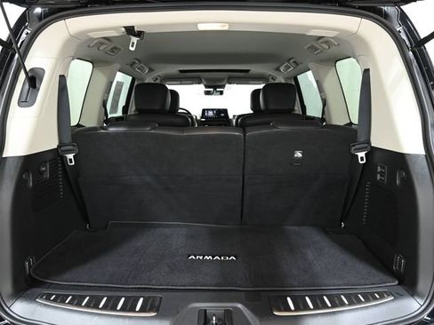 Used 2024 Nissan Armada Platinum AWD/4WD image 23
