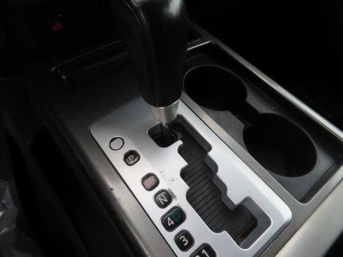 Used 2012 Nissan Titan SV w/ SV Value Truck Pkg image 24