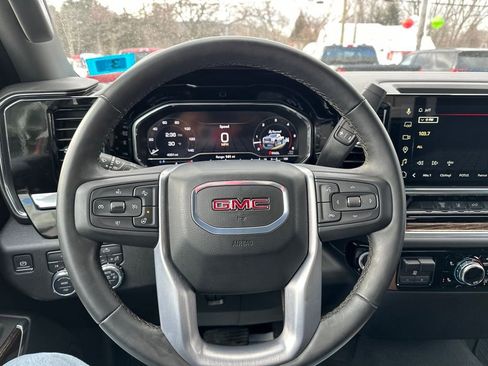 Used 2025 GMC Sierra 2500 SLE image 13